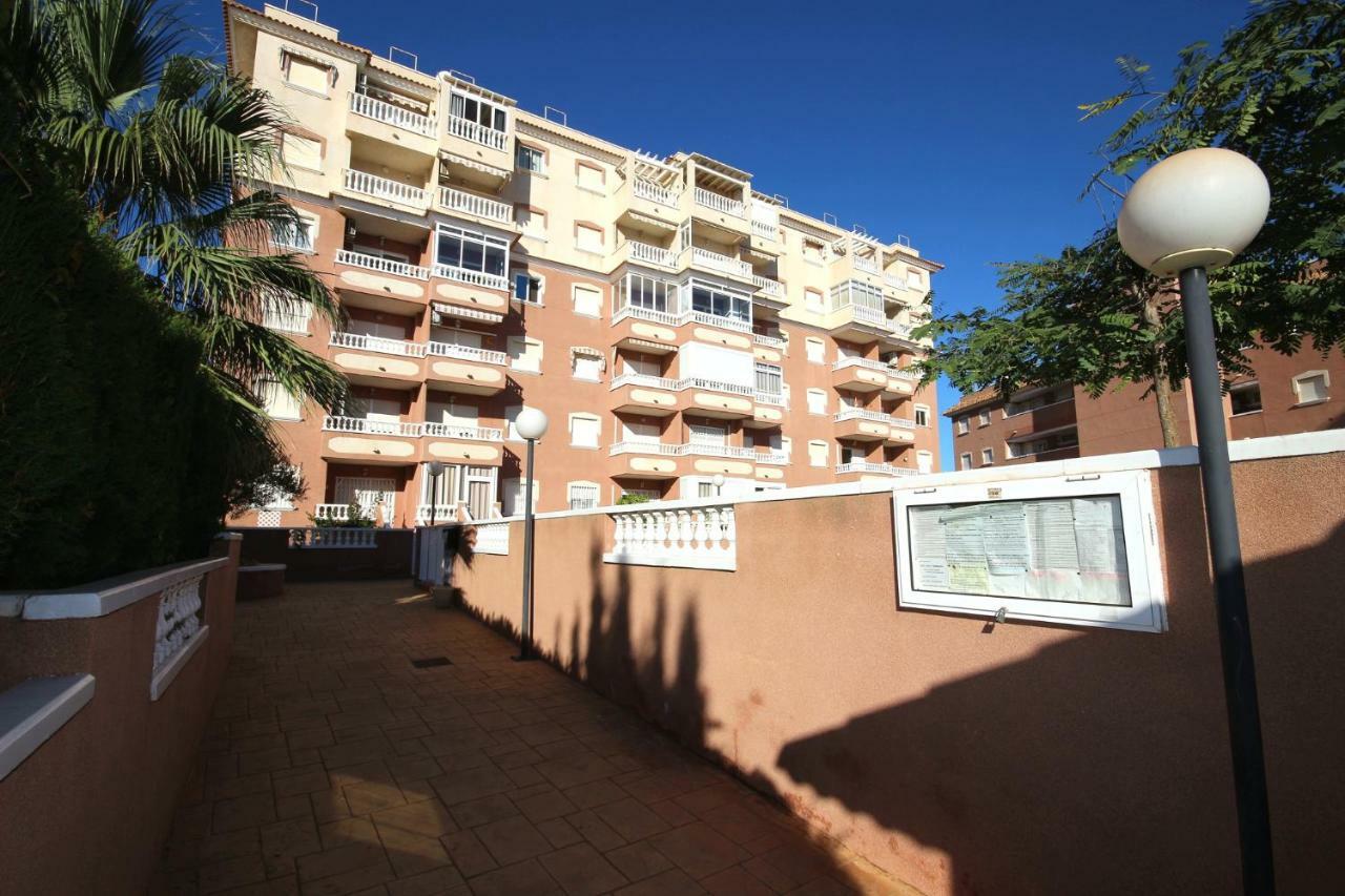 Apartment In La Mata Eneas 6 トレビエハ エクステリア 写真