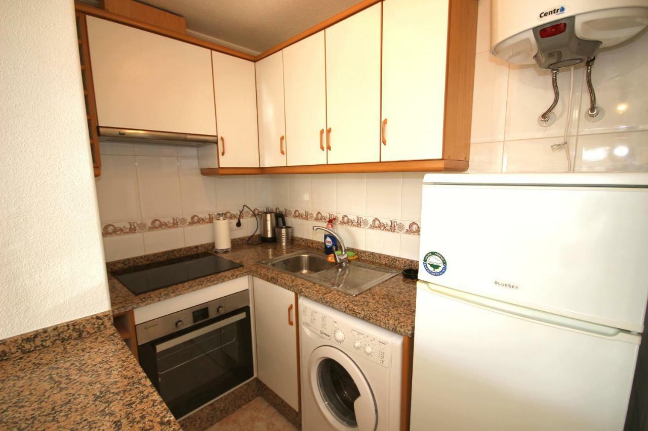 Apartment In La Mata Eneas 6 トレビエハ エクステリア 写真